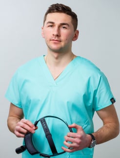 Лікар Отоларинголог Харитонов Андрій В'ячеславович  на Doc.ua