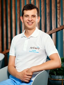 Врач Стоматолог, Стоматолог-хирург Карабин Роман Богданович на Doc.ua