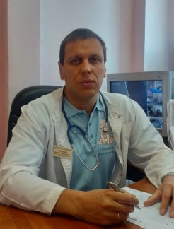 Врач Педиатр, Неонатолог Теребердеев  Александр  Александрович на Doc.ua