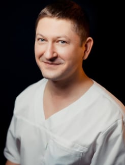Врач Стоматолог-хирург Осташук Сергей Ярославович на Doc.ua