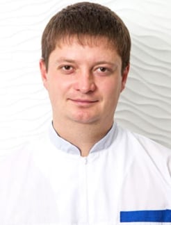 Врач Стоматолог Власюк   Роман Васильевич на Doc.ua