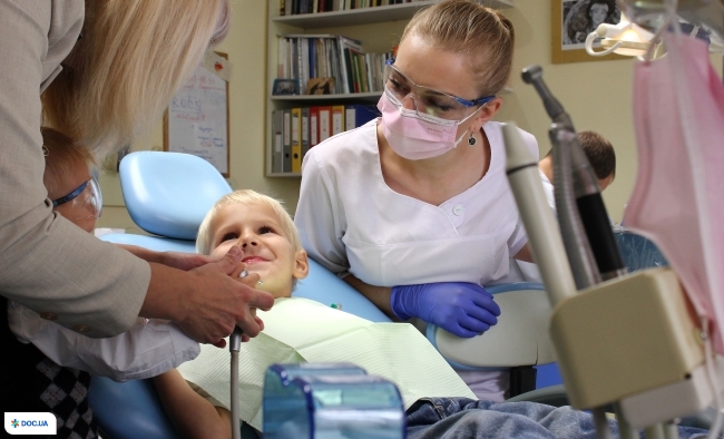 Акварель, студия стоматологии и ортодонтии