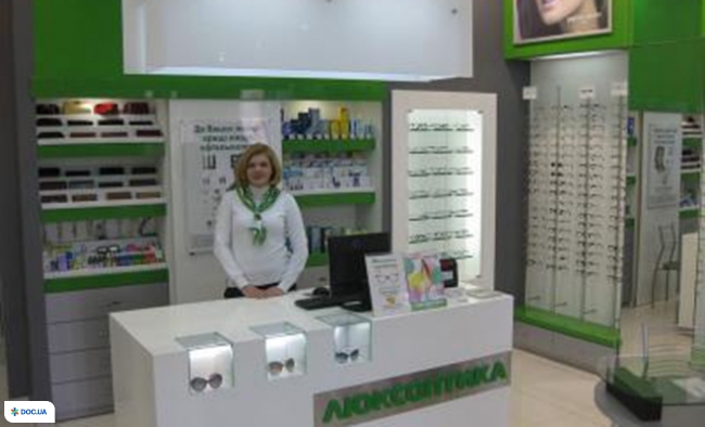 Офтальмологічний кабінет Люксоптика на Петровського