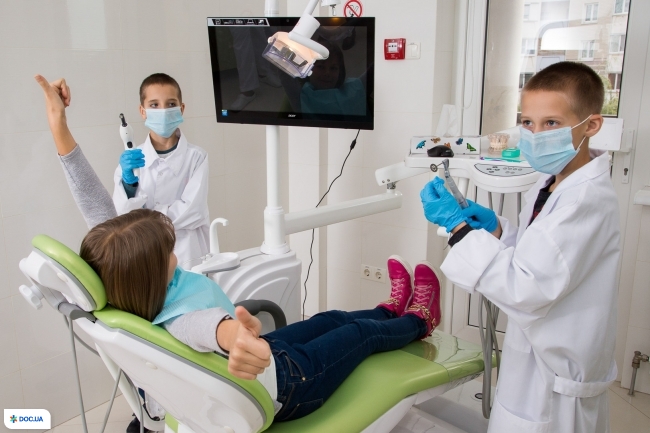Академічна стоматологія