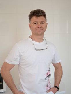 Врач Стоматолог-хирург Микитин  Андрей  Миронович на Doc.ua