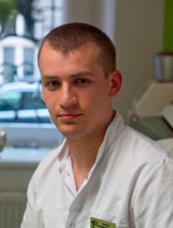 Врач Стоматолог-хирург, Стоматолог-ортопед Блищук  Назарій  Васильович на Doc.ua