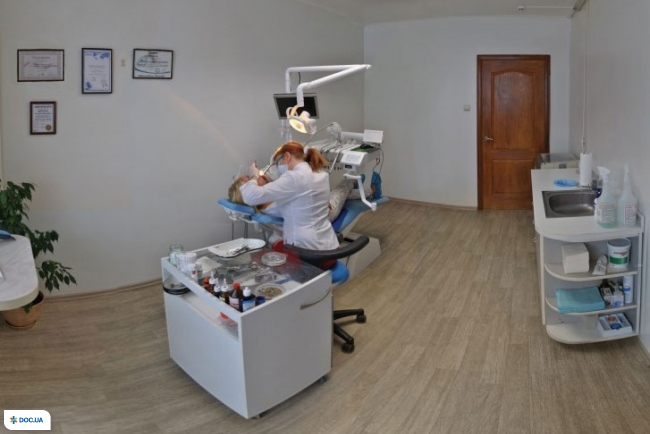 Стоматологічна клініка лікаря Вардаєва