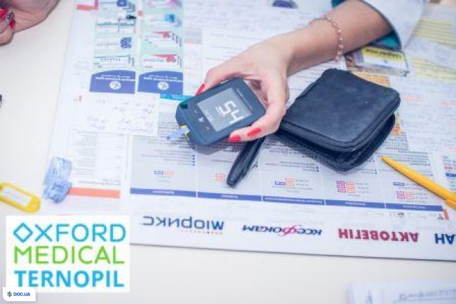 Оксфорд Медикал на просп. С. Бандеры