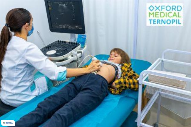 Оксфорд Медикал на просп. С. Бандеры