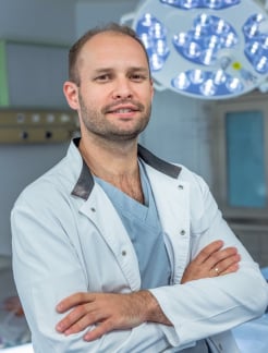 Лікар Нейрохірург Аксьонов  Руслан  Валерійович на Doc.ua