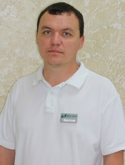 Лікар Стоматолог, Стоматолог-хірург Никитюк Віталій Валерійович на Doc.ua