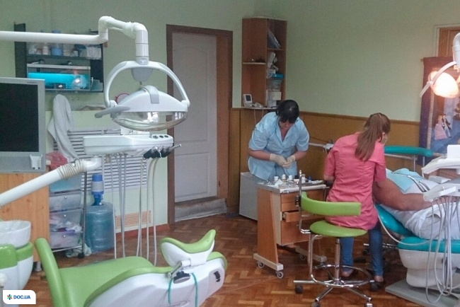 Ліза, стоматологічна клініка