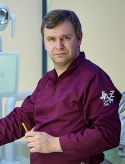 Врач Стоматолог-хирург Цымбалистый  Олег Владимирович на Doc.ua