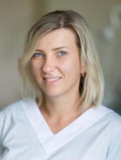Лікар Стоматолог Знаєвська Надія Віталіївна на Doc.ua