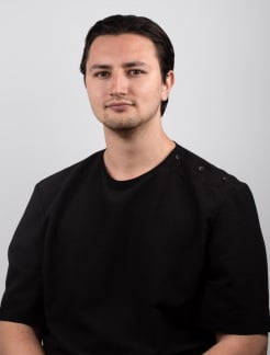 Лікар Пародонтолог, Імплантолог, Стоматолог-хірург Притула Максим  Олександрович на Doc.ua