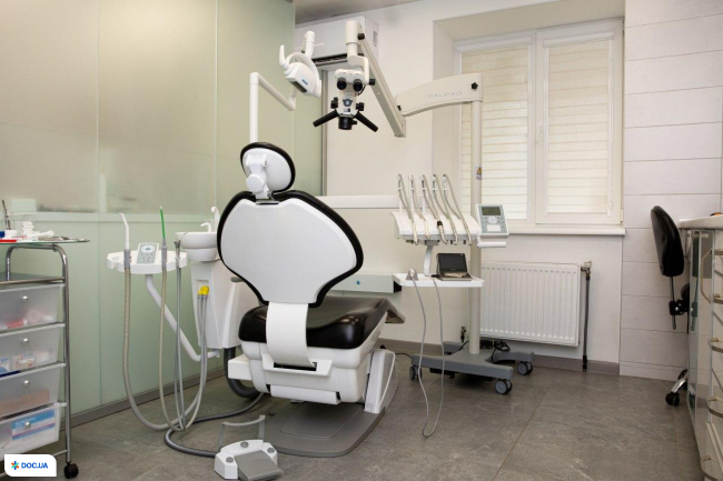 Стоматологічний центр "Implant Center" (Імплант Центр)