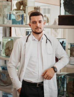 Лікар Масажист Стриженюк  Владислав  Вікторович на Doc.ua