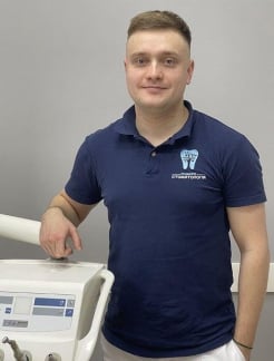 Врач Стоматолог Гринишин  Максим Константинович на Doc.ua