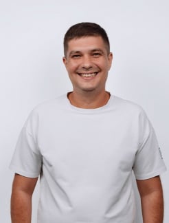 Лікар Імплантолог, Стоматолог-хірург Лісничий Олексій Валерійович на Doc.ua