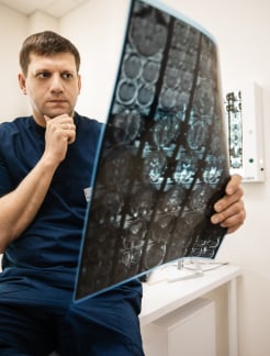 Лікар Вертебролог Казаков Олексій Валерійович на Doc.ua