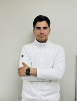 Лікар Стоматолог, Стоматолог-ортопед Мазур  Петро  Володимирович на Doc.ua
