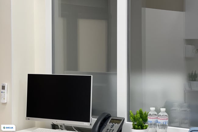 Universum Clinic (Універсум Клінік) на Тараса Шевченка, 27