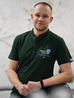 Лікар Стоматолог Назаренко  Євгеній  Юрійович на Doc.ua