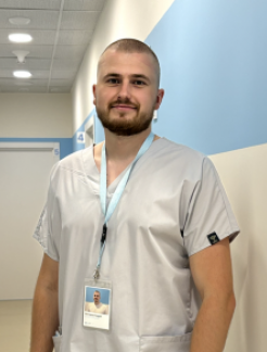 Лікар Отоларинголог Вікторов  Андрій  Андрійович на Doc.ua