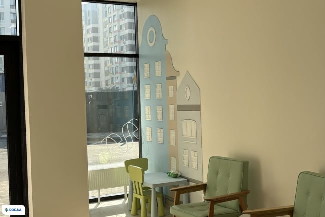 Универсум Клиник в Вишневом