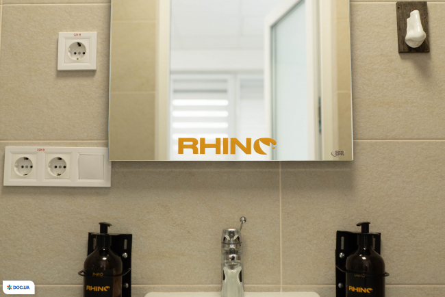 RHINO Clinica (РІНО Клініка), медичний центр