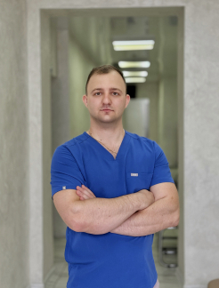 Врач Отоларинголог (ЛОР) Почекай Илья  Александрович на Doc.ua