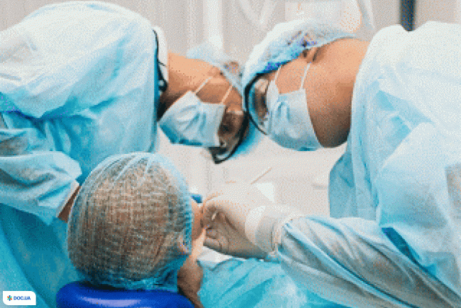 Стоматологічна клініка DENTISTMAN на вул. Волинська