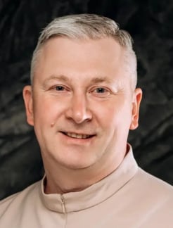 Лікар Стоматолог, Стоматолог-ортопед, Стоматолог-протезист Морозов  Денис  Євгенович на Doc.ua