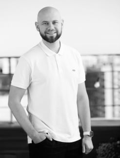 Врач Имплантолог, Стоматолог-хирург Сазанский Ярослав  Олегович на Doc.ua