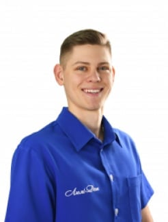 Врач Стоматолог, Стоматолог-ортопед, Стоматолог-протезист Шенцев Роман Игоревич на Doc.ua