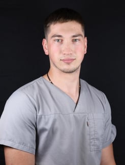 Лікар Стоматолог-терапевт Березка Олексій Вікторович на Doc.ua