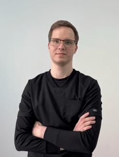 Гареев  Богдан  Эдуардович