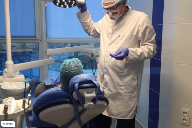 Клиника эстетической стоматологии «aCOOLa» (Акула)